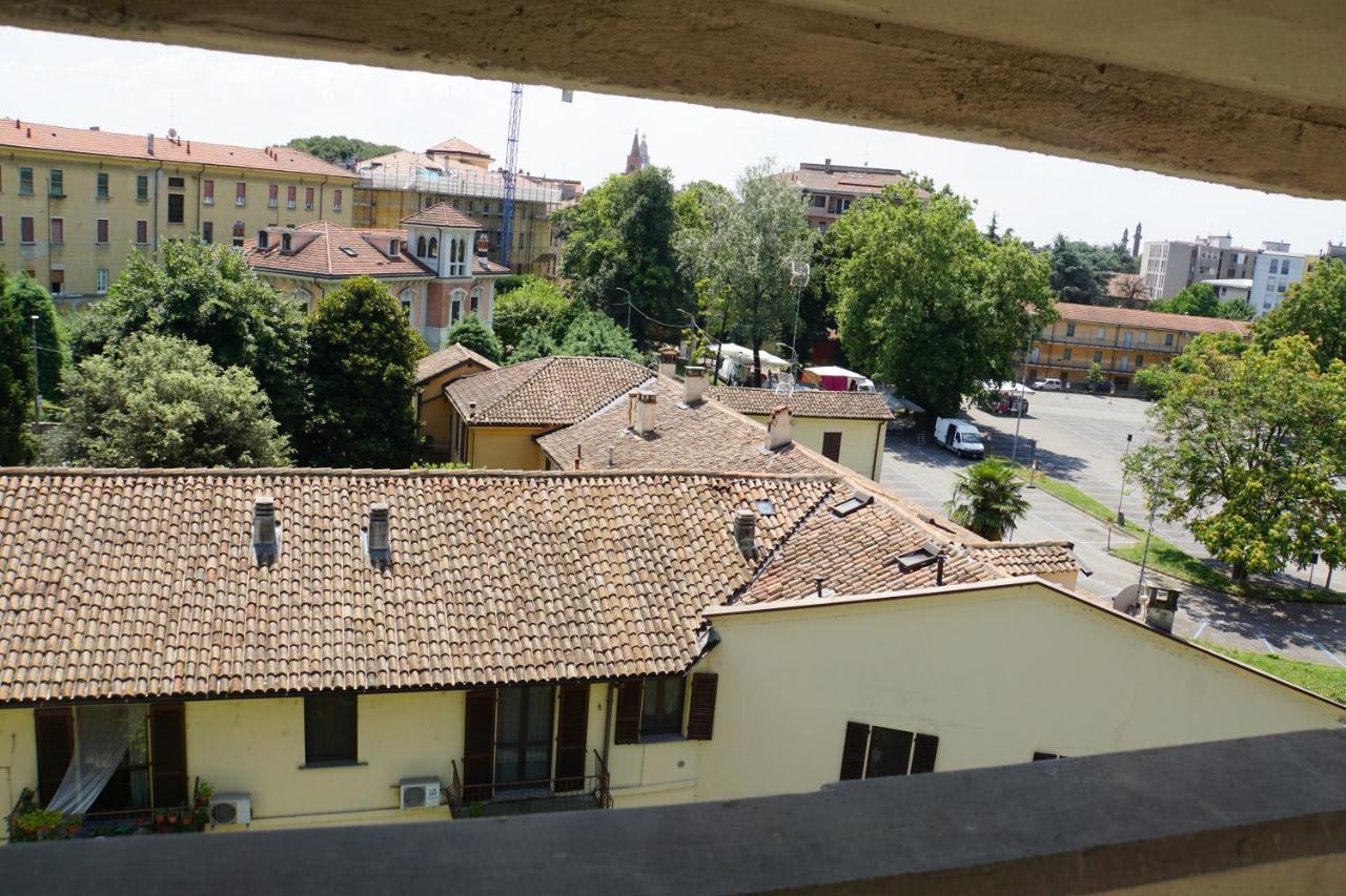 La Rotonda 2 Camere Con Terrazza In Centro Pavía Exterior foto